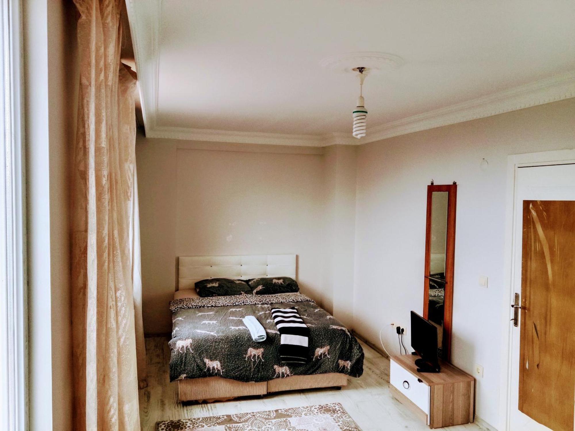 Orman Villa Hotel Is 6 Minutes From The Airport Arnavutkoy Extérieur photo