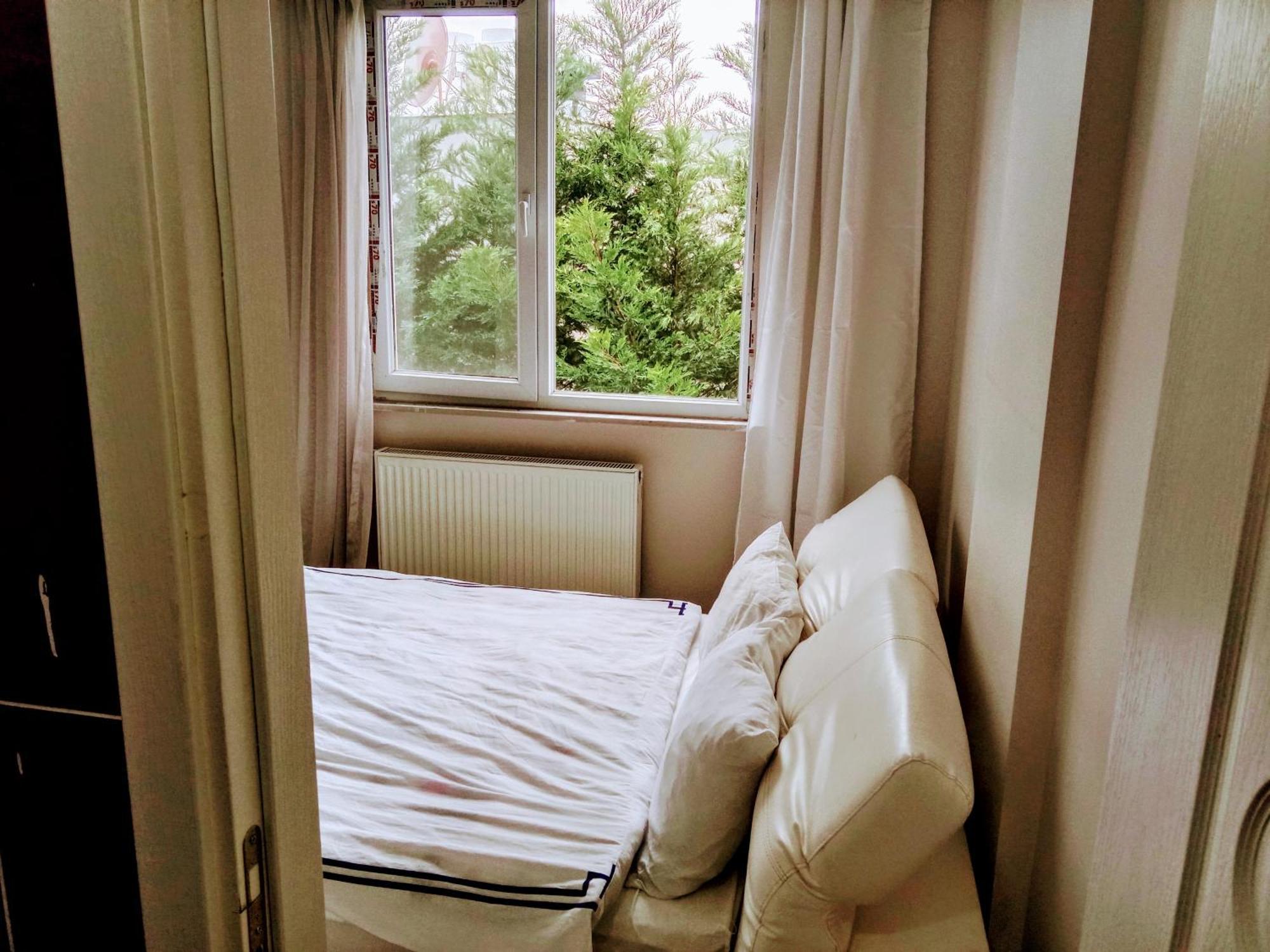 Orman Villa Hotel Is 6 Minutes From The Airport Arnavutkoy Extérieur photo